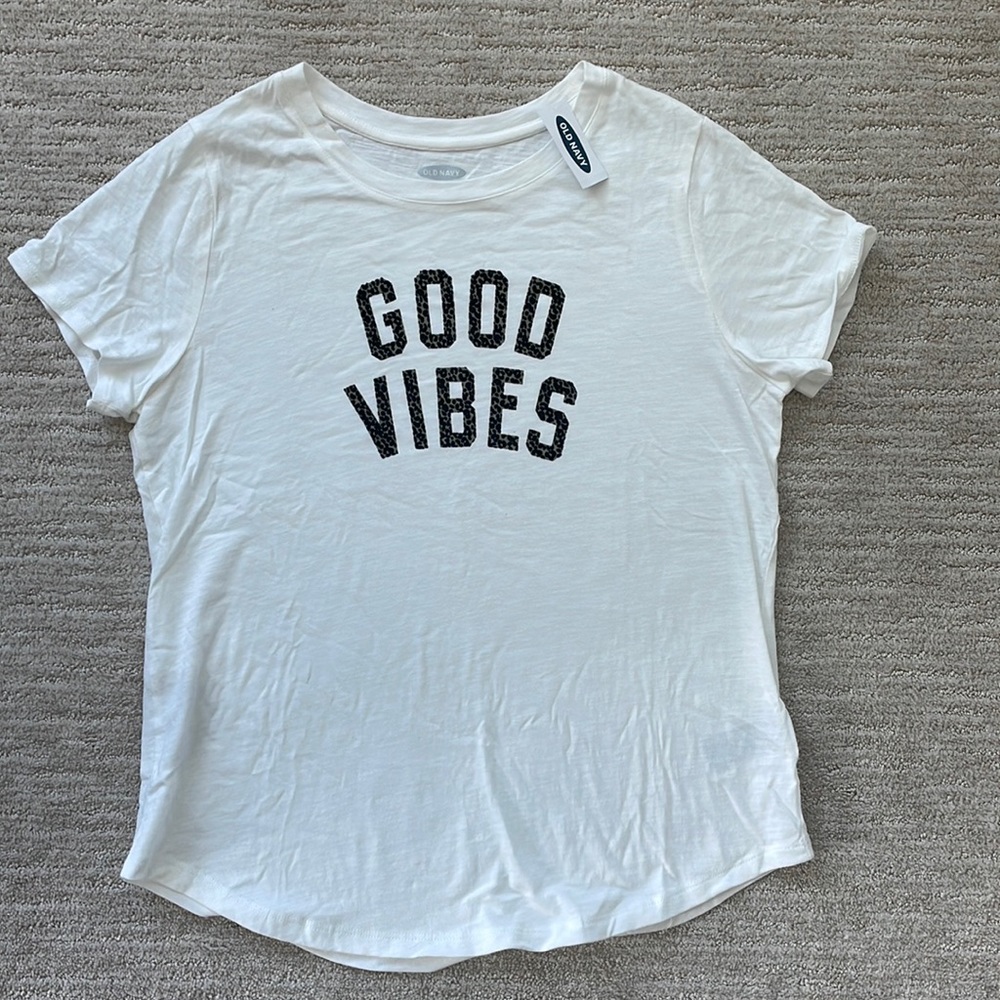 Old Navy NWT  “Good Vibes” leopard print/white crew neck t-shirt, size S